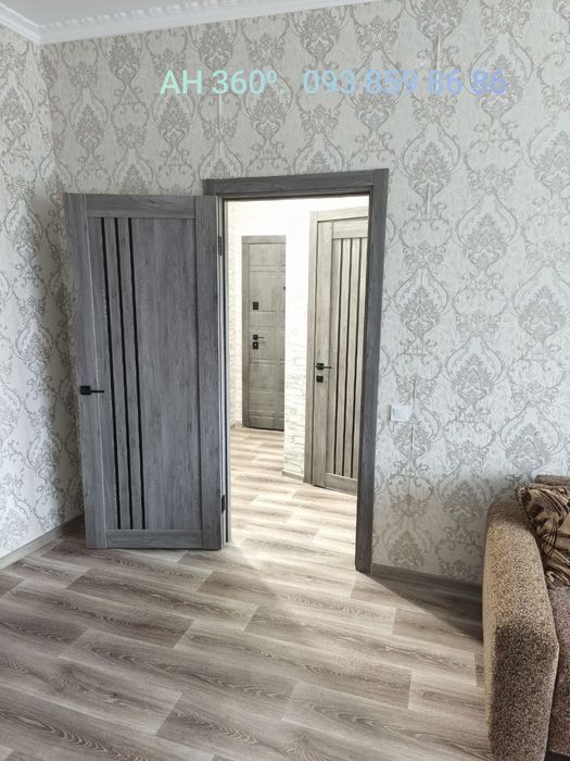 Продаю 2 кімнатну квартиру.  Ліски. Терміново! 2 КП.