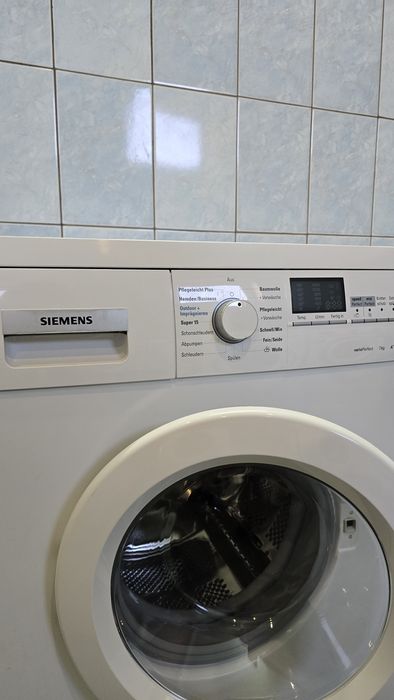Пральна машина Siemens iQ300 varioPerfect та інші моделі