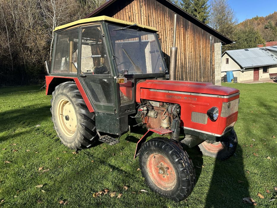 Ciagnik Zetor 5718