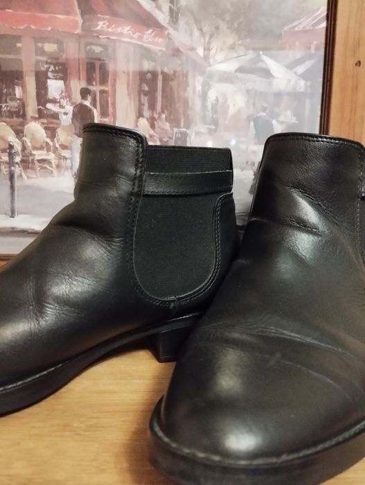 Шкіряні жіночі челсі