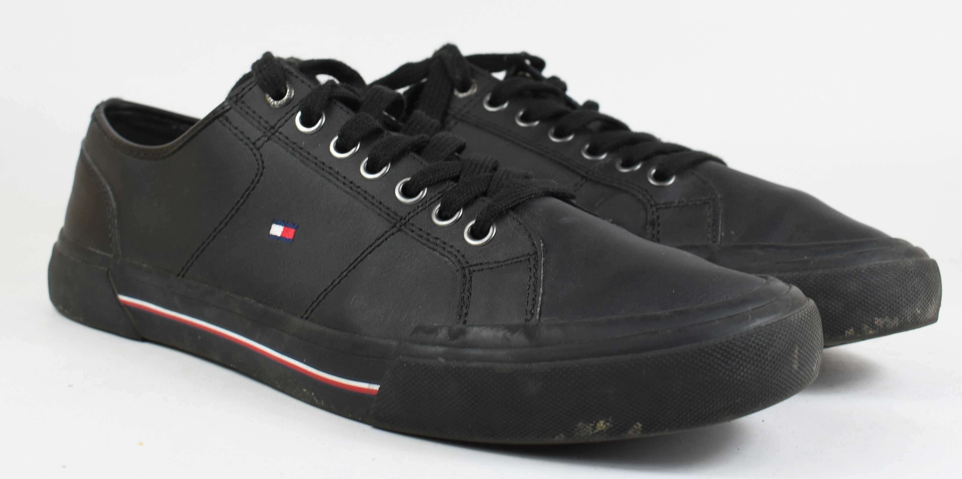 Używane Tommy Hilfiger Core CORPORATE Vulc rozmiar 42