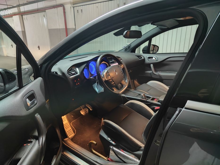 Citroën DS4 1.6 HDi So Chic – 2011 – Automático