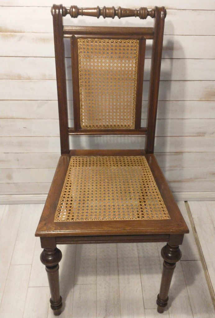 Krzesło antyczne ratanowe stylowe