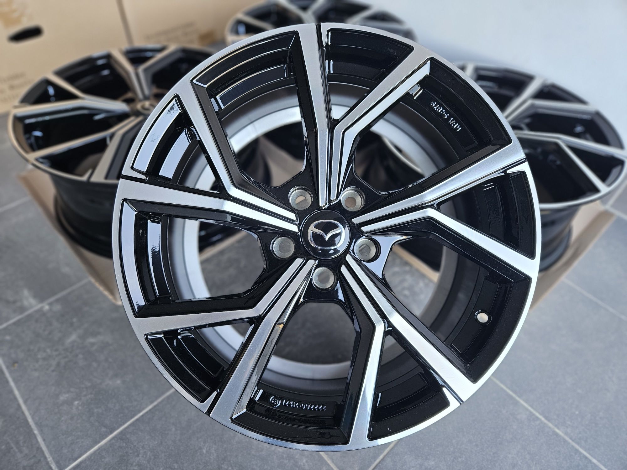 Mazda 18 " Nowe 5x114,3 CX5 CX3 CX30 3 6 CX-60 CX-5 CX-3 CX-30 Felgi