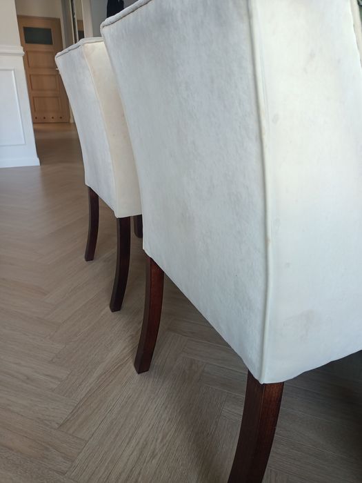 Sprzedam stół i krzesła