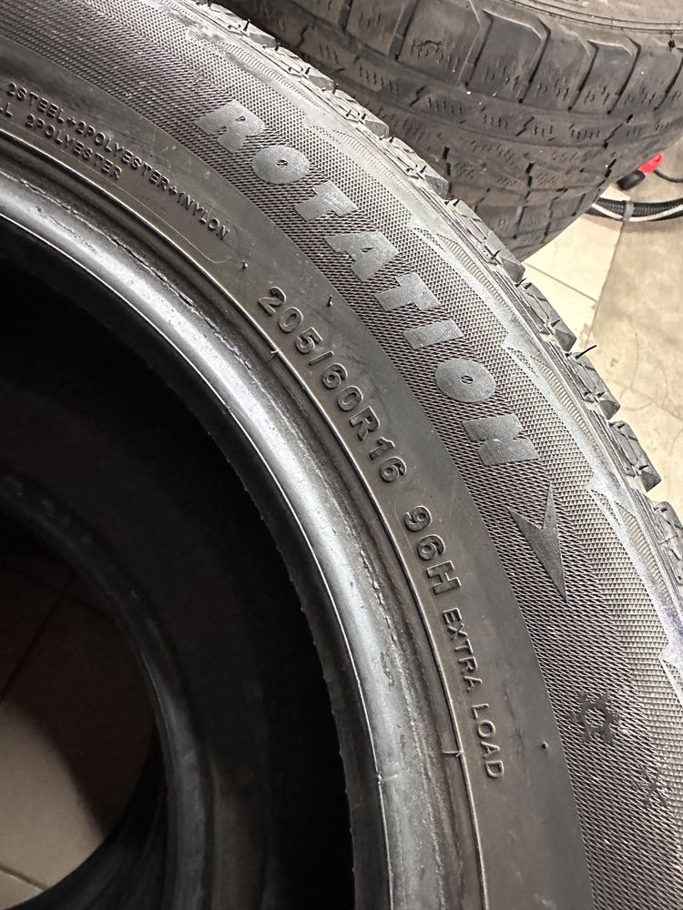 Продам Шини 205/60 r16