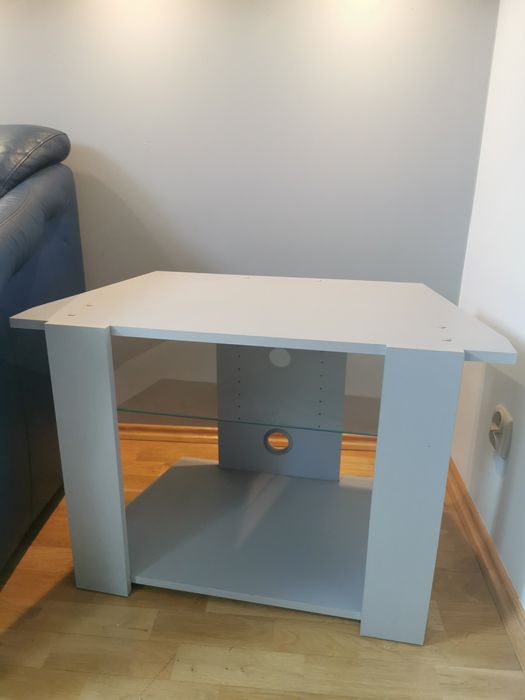 Stolik pod telewizor
