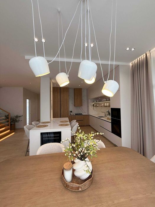 Будинок ЛЮКС з дизайнерським ремонтом 225м на 9,5 сотках, Ходосівка