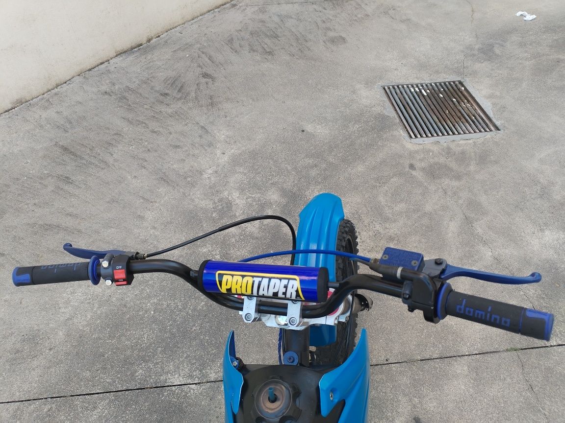 Pitbike totalmente restaurada (rodas 17/14)