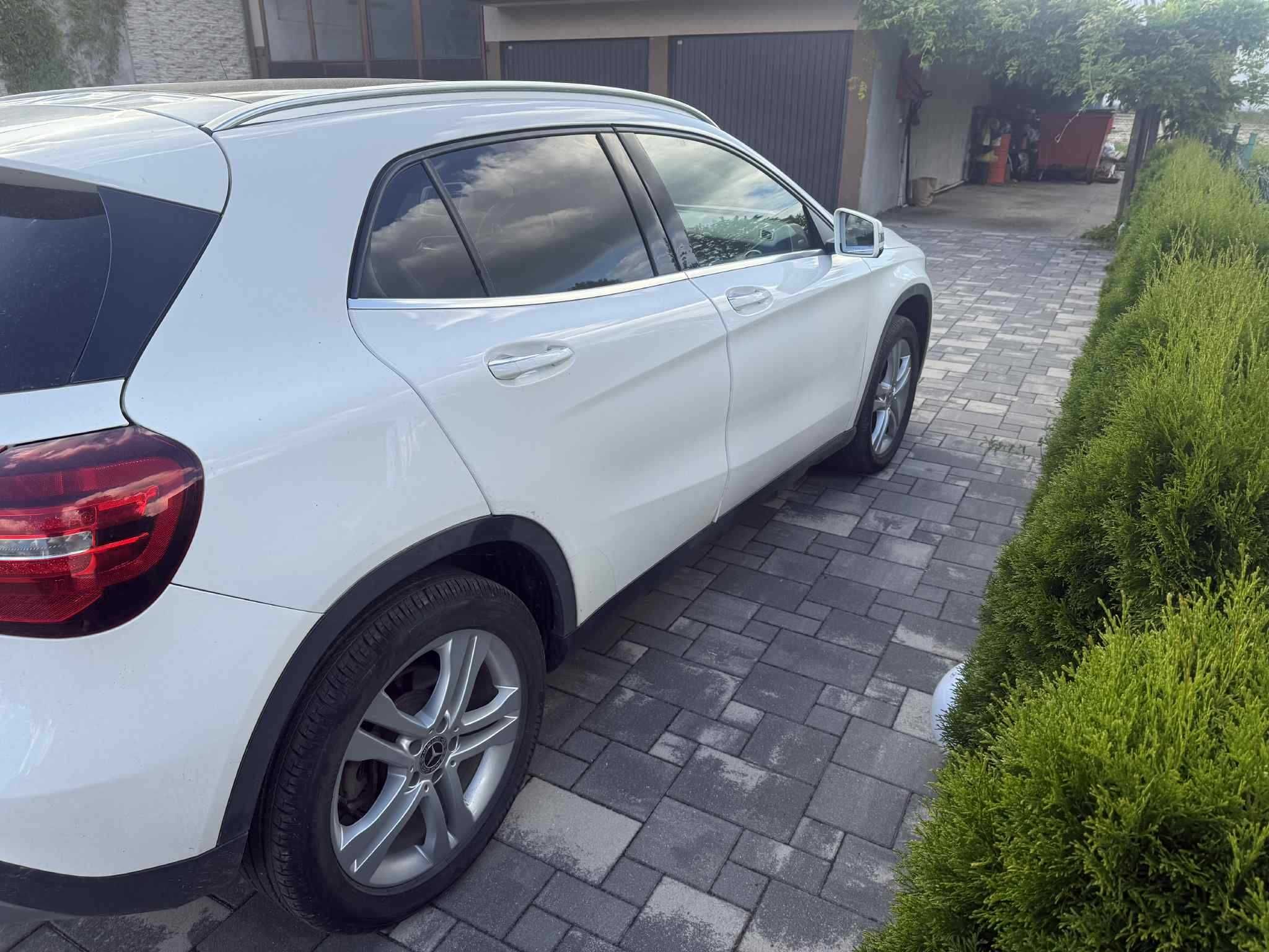 Mercedes-Benz GLA 250 4-Matic