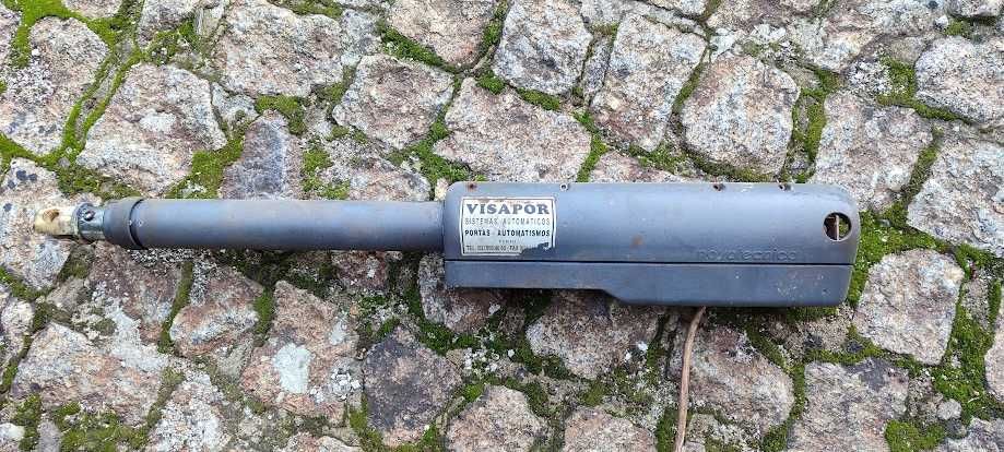 Atuador Linear Elétrico - Motor para Portão Automático / Janela