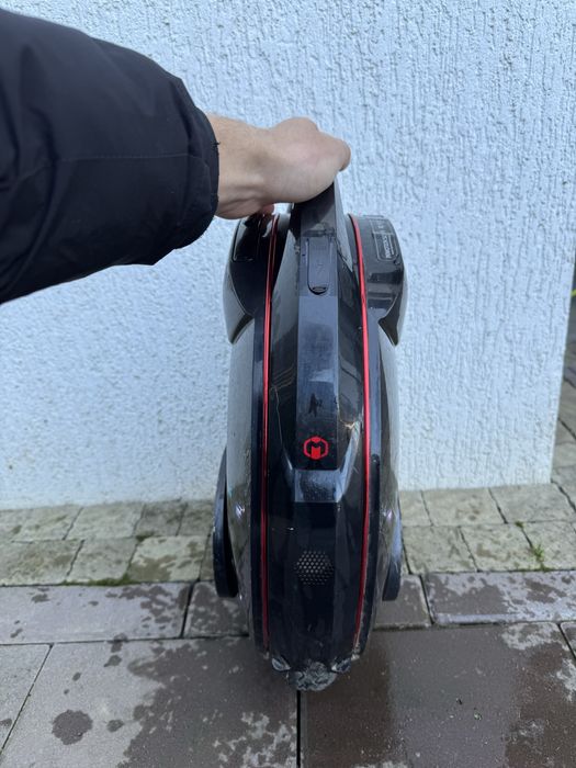 Моноколесо InMotion V8