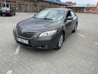 Toyota Camry 2.4 автомат газ