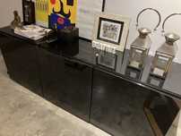 Armário IKEA Besta preto-castanho