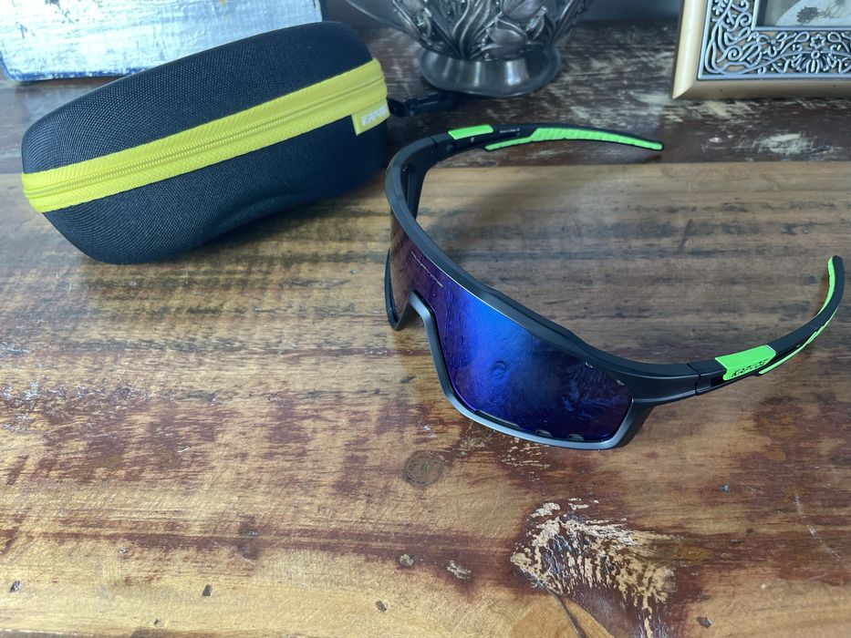 Zielone niebieskie okulary rowerowe sportowe Kapvoe z polaryzacją UV