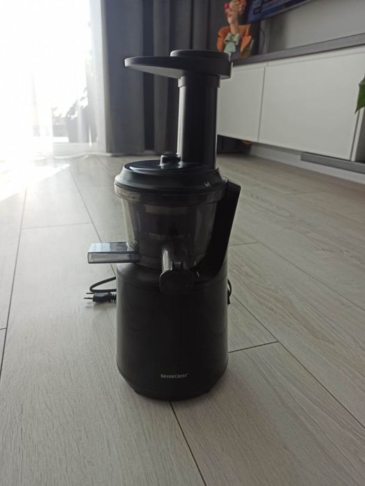 Wyciskarka wolnoobrotowa Slow Juicer marki SilverCrest na sprzedaż!