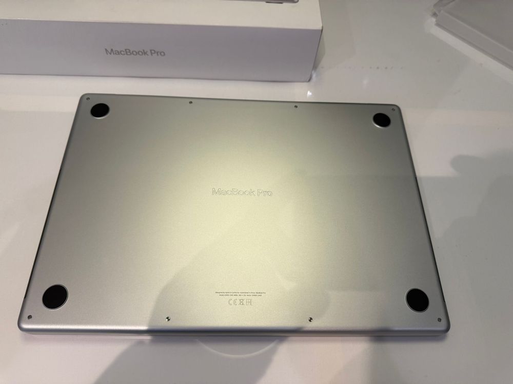 Apple Macbook Pro 16” M4 PRO 14- Core CPU + 20- CORE GPU/ 48GB /TB SSD