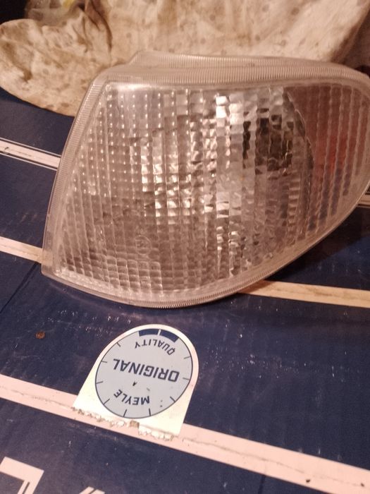 Лівий передній поворот ваз 2115