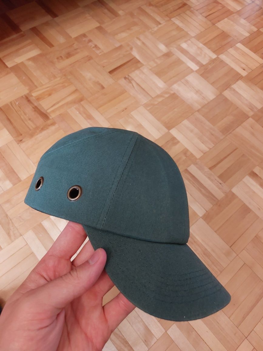 Kask czapka ochronna