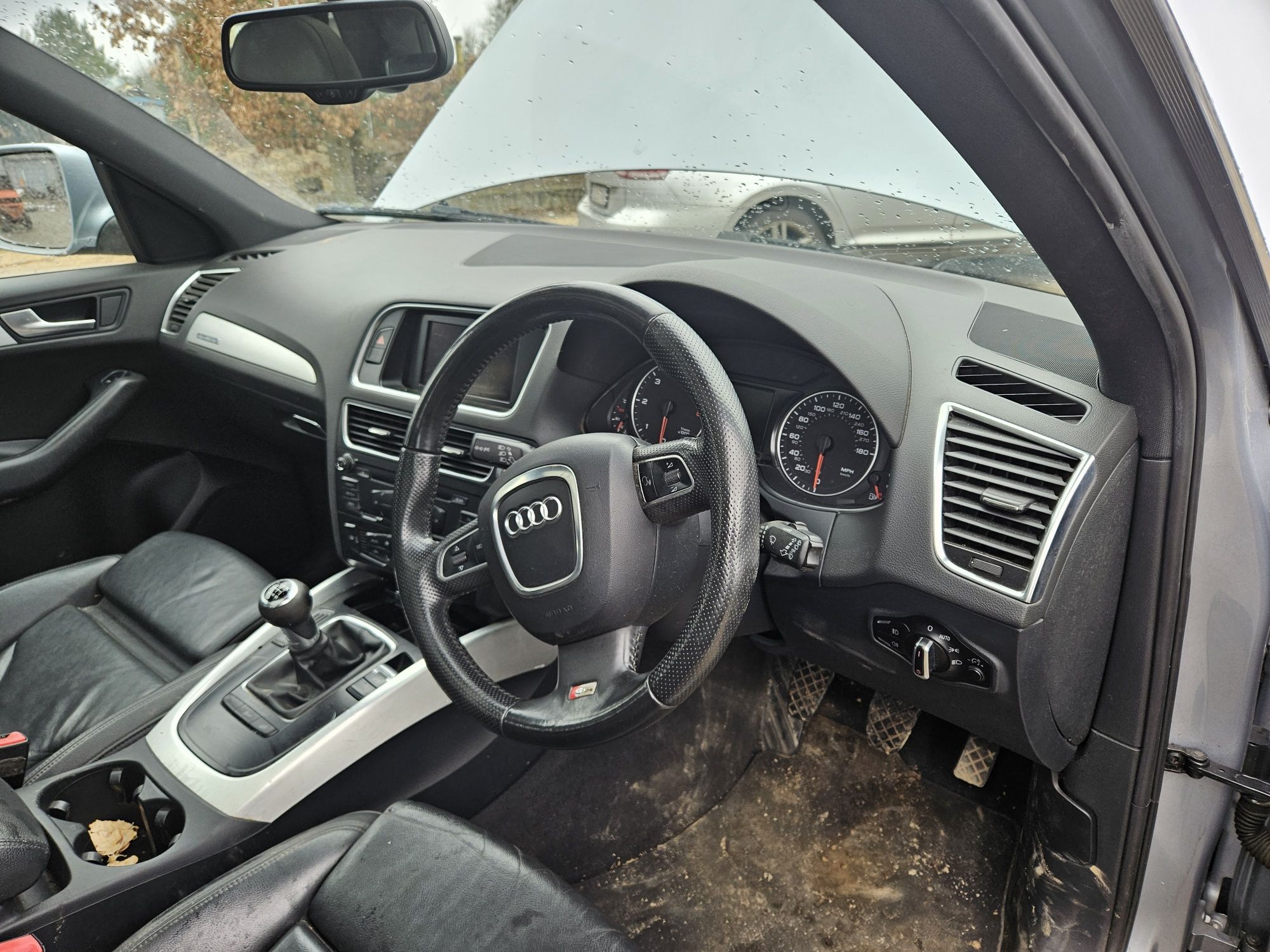 Deska Konsola Airbag Pasy Audi Q5 8R0 anglik