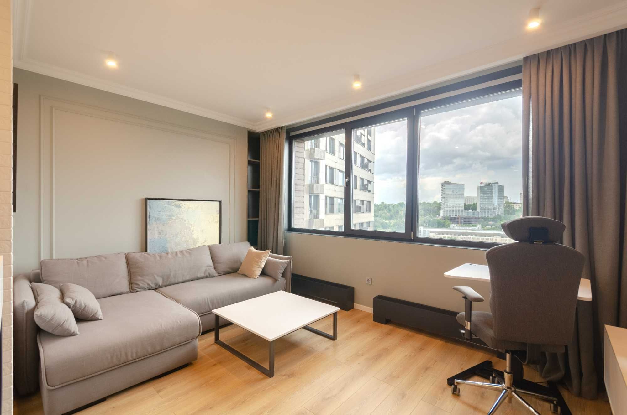 Подобова оренда квартири в New York Concept House