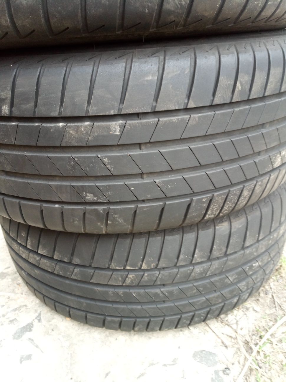 225/45 r17 Bridgestone