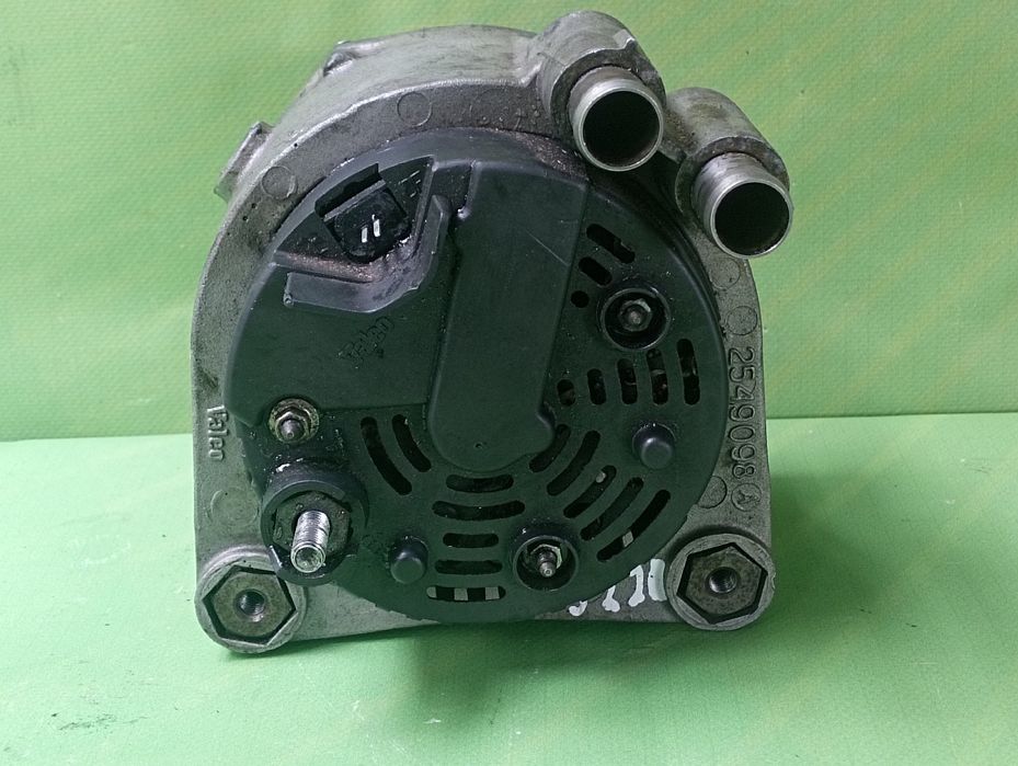Генератор 1.9 Renault Trafic 2 Opel Vivaro Трафик Виваро Разборка Т2