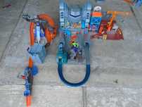 Hot Wheels Tor Cyborg City Nitro Bot  Miasto Robotów