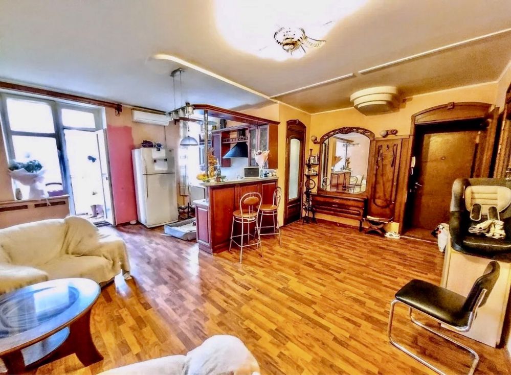 Продам 3к кв. 70кв.м., Центр, ул.Грушевского