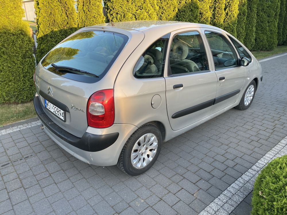 Citroen Xsara Picasso 2004 1.6 Benzyna