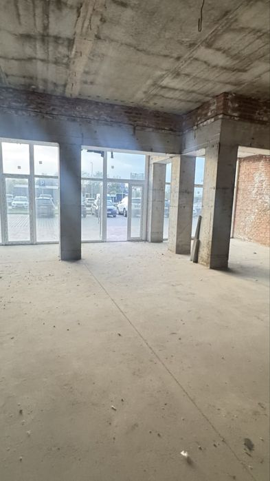 Оренда фасадного комерційного приміщення  ЖК Перший Квартал»