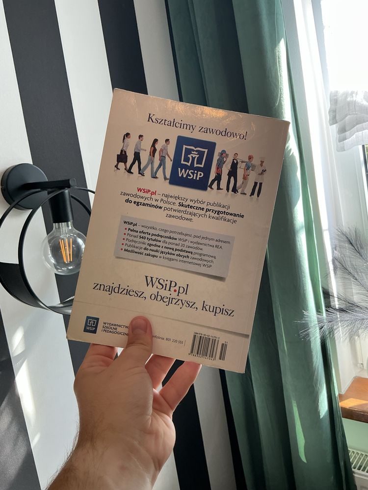 Usługi żywieniowe w hotelarstwie Tom IV podręcznik