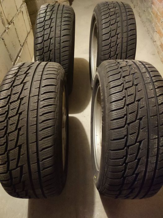 Opony zimowe i felgi Audi A4 225/55 R16
