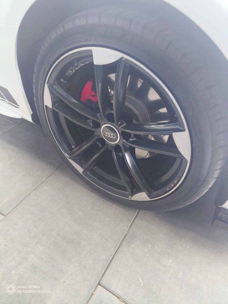 Audi A4 B9 2.0 204km S-line