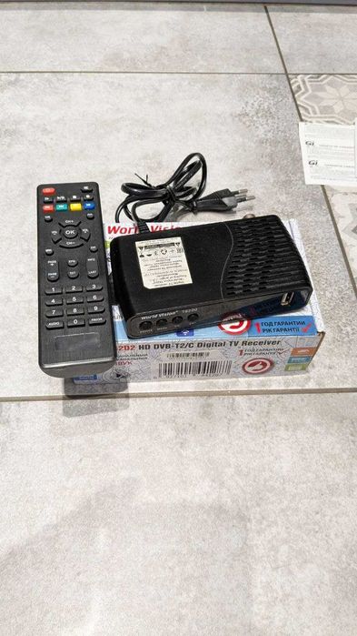 TV приставка DVB T2 T62D2 — цифровий ТВ приймач, ефірний ресивер Т2