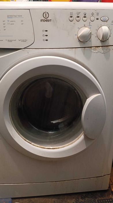 Продам пральна машина Indesit можна на запчастини