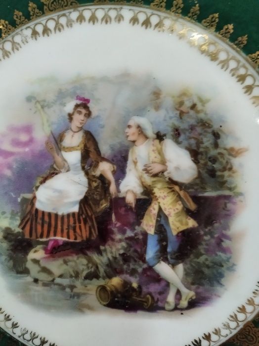 Magnífico Prato de Exposição Romântico