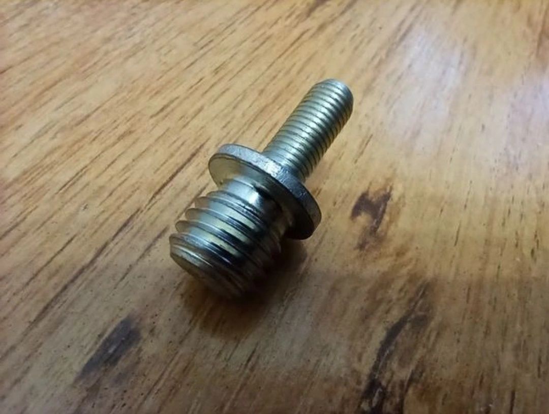 Adapter śruba M14 na 5/16 cala do polerki itp.