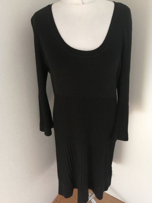 Śliczna sukienka sweterkowa na różne okazje