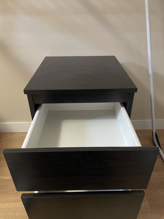 Komoda Malm ikea szafka nocna 2 szuflady