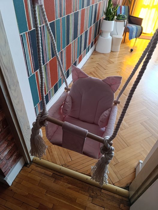 Huśtawka dla dziewczynki