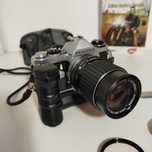 Lustrzanka PENTAX ME z  SMC Pentax-M 1:3,5  135 mm oraz Winder ME