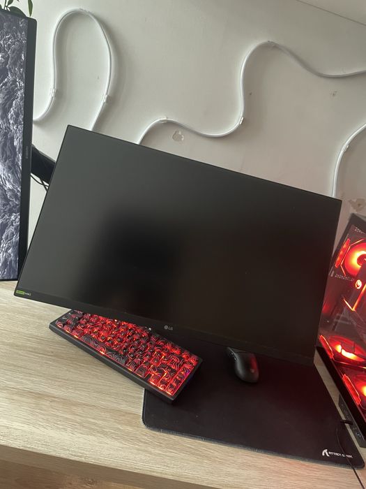 Monitor LG 27GS60F 27” 1920x1080 ,180Hz – stan idealny, pełny komplet
