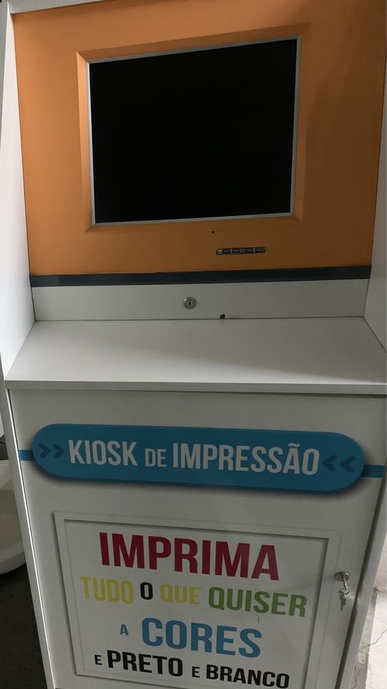 Kiosk de Impressão c/Monitor