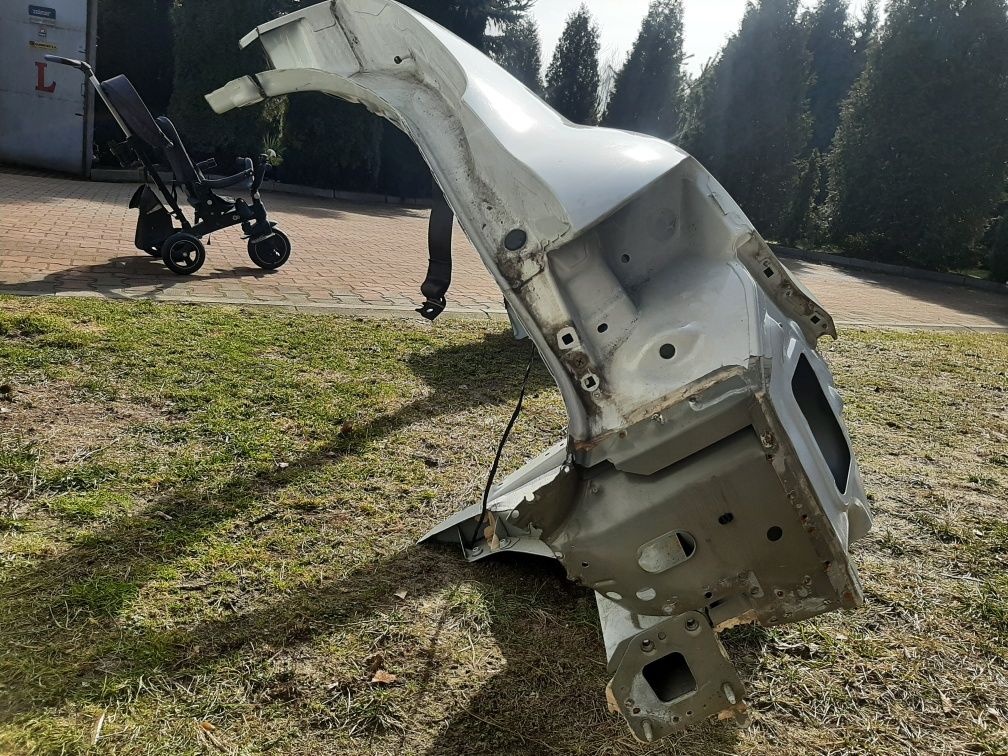 Renault Megane IV dv369 blotnik prawy lewy tyl prog slupek