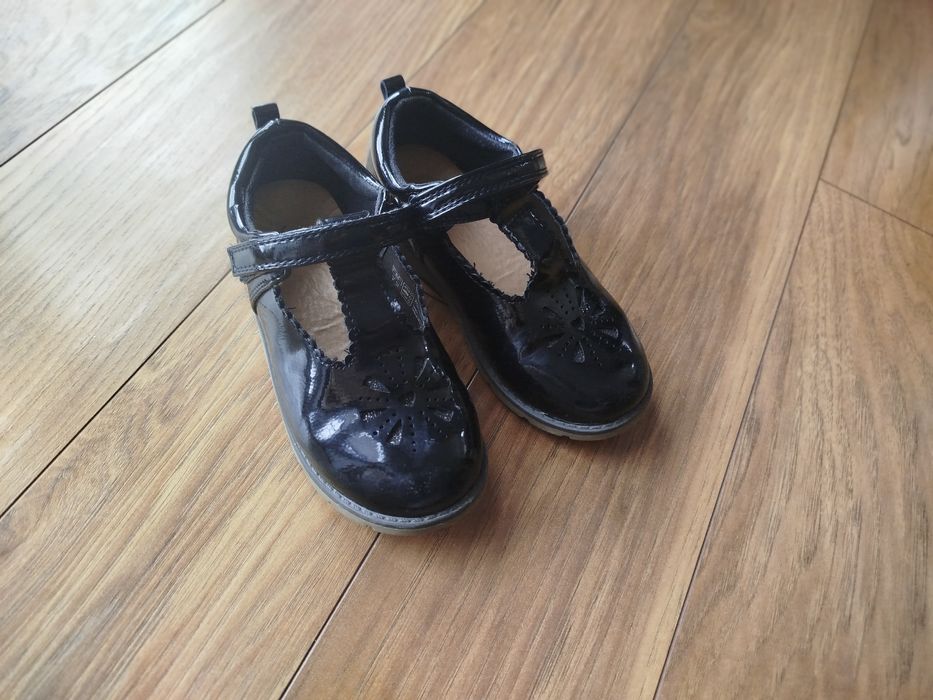 Baleriny, lakierki i, dziewczynka i wiosna r27  F&F