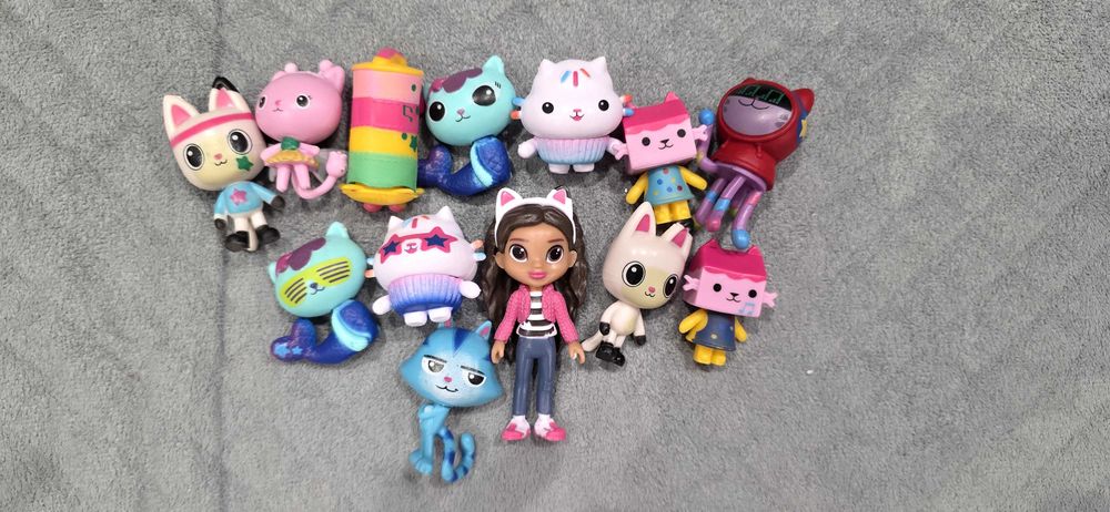 Figurki koci domek Gabi