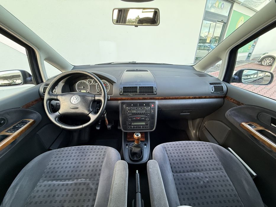 Volkswagen Sharan 1.9 TDI 130cv 7 Lugares Nacional 2003