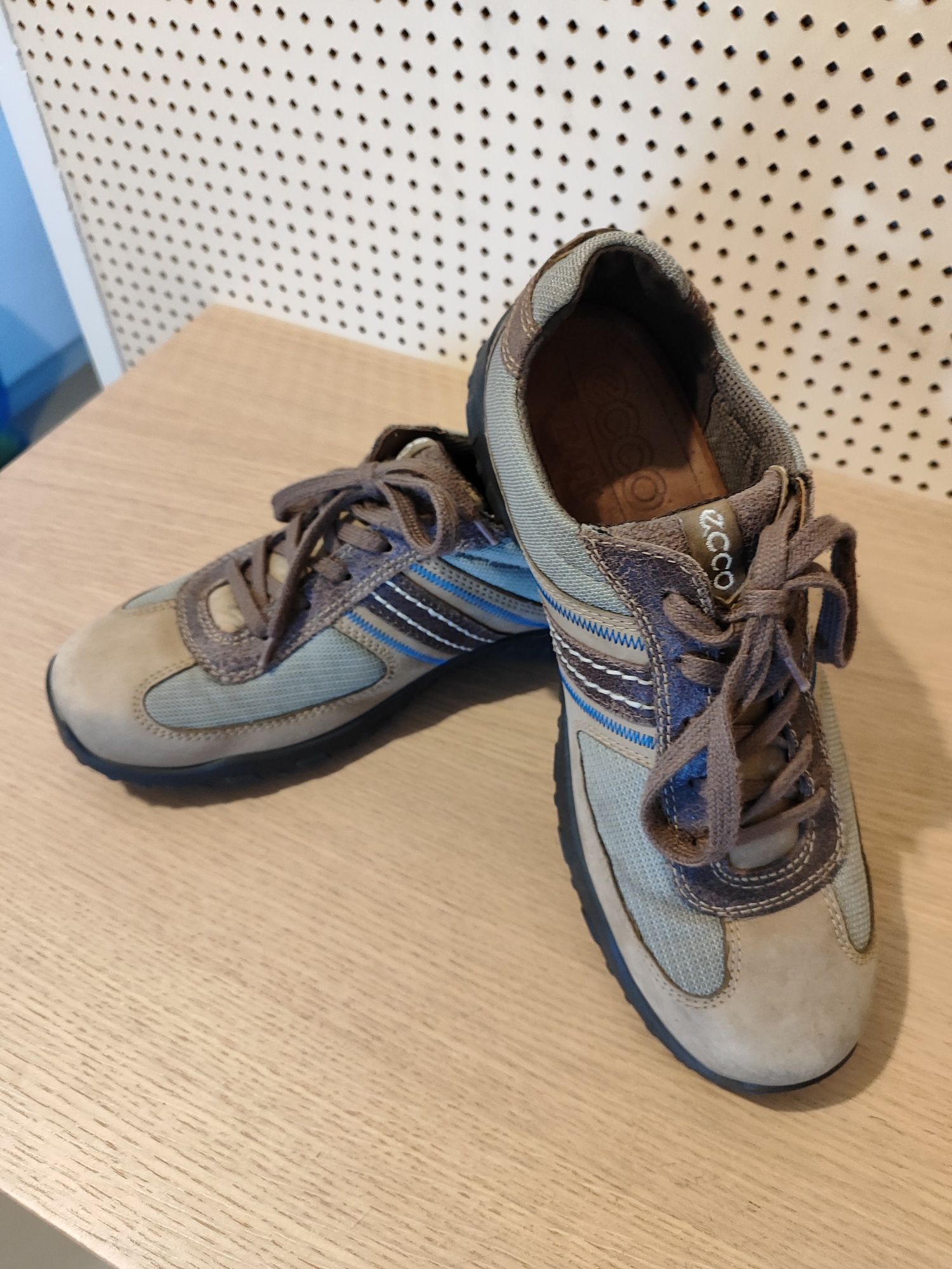 ECCO buty 43 skóra naturalna