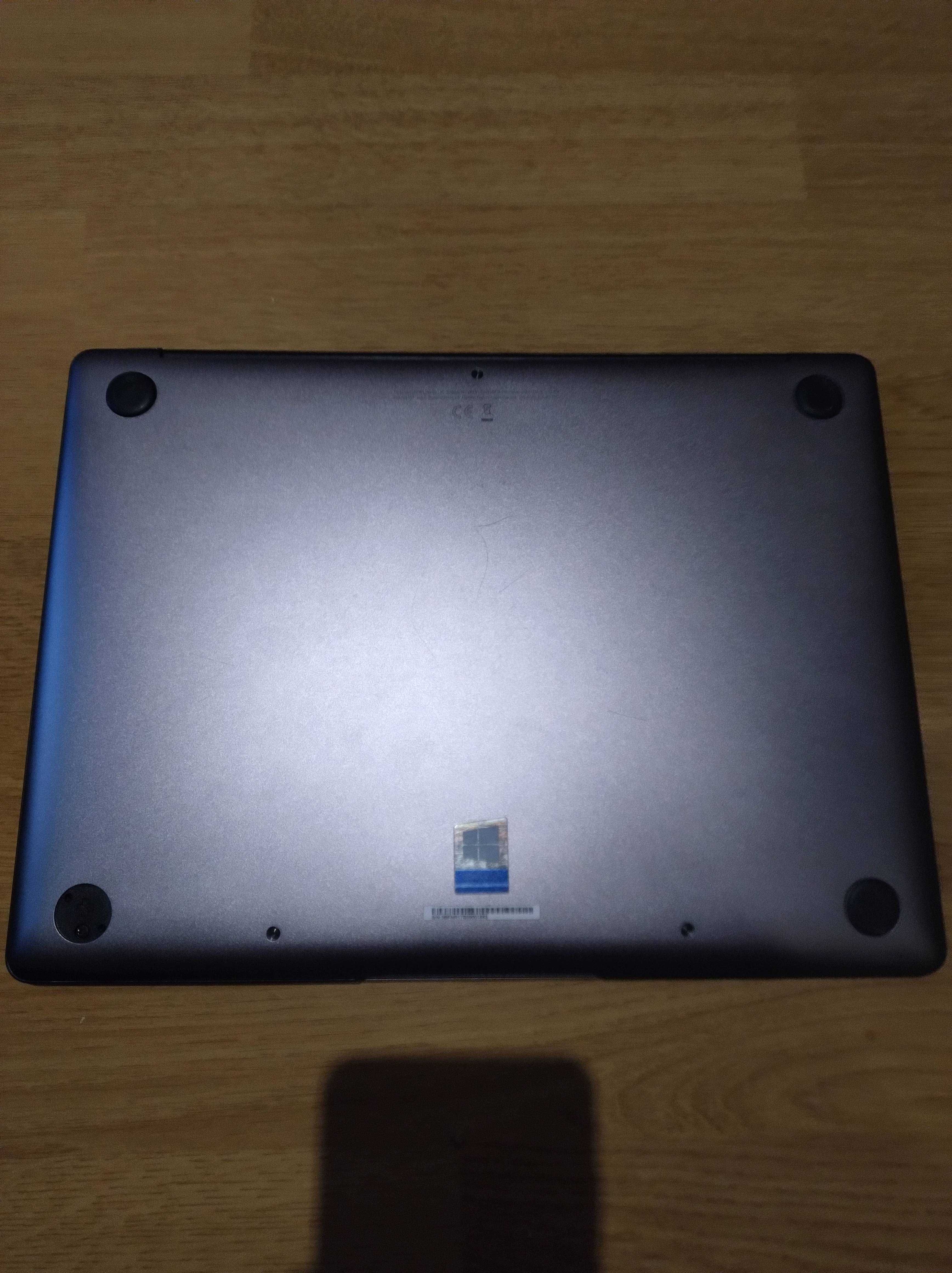 Ultrabook Huawei matebook X 13 cali